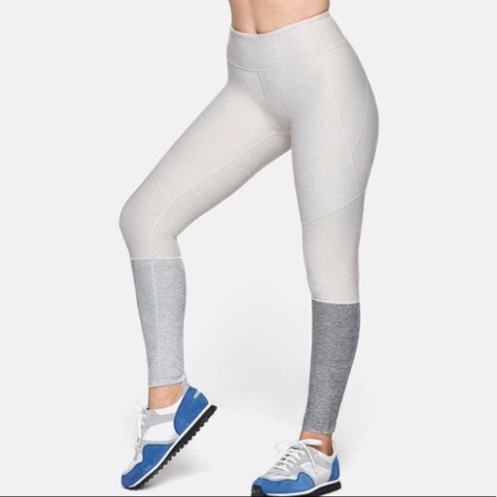 Outdoor voice 7/8 dipped legging